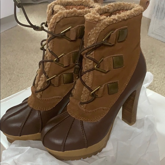 Aldo Winter Booties - Picture 3 of 4